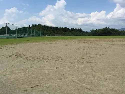 サッカーフィールド、野球場、多目的広場